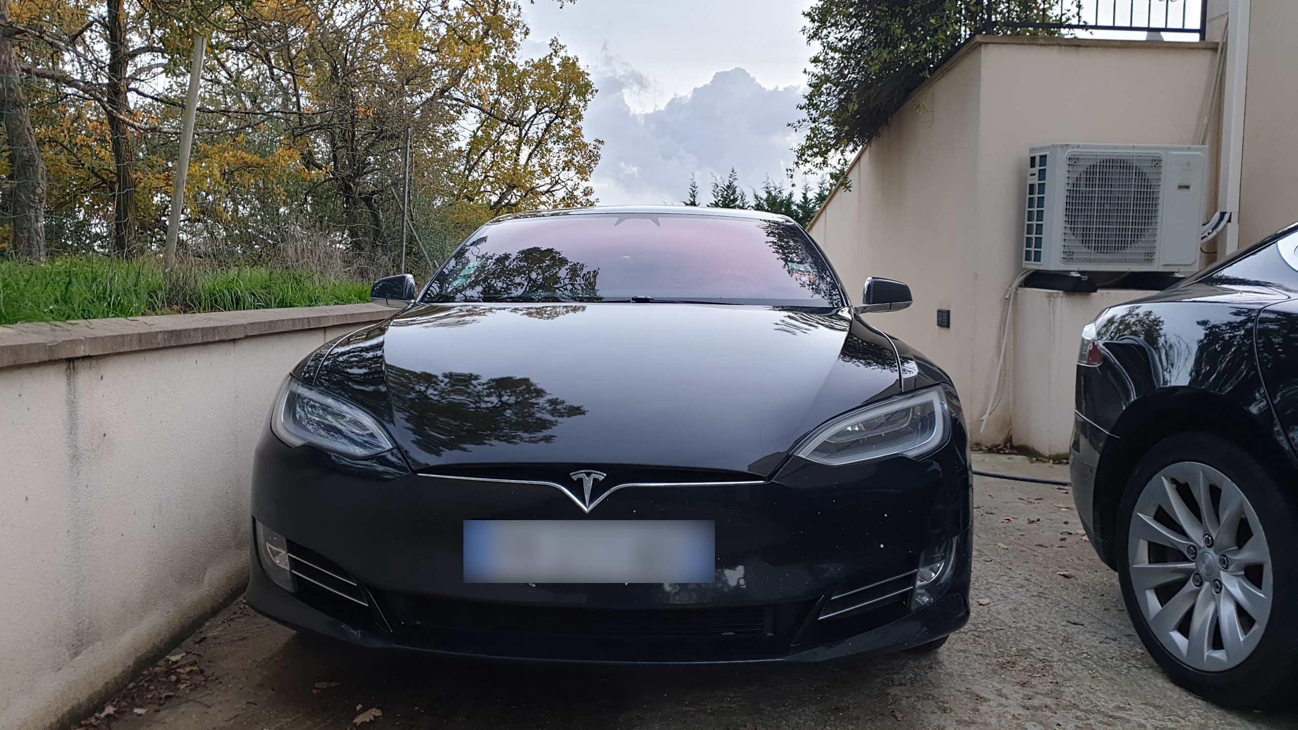Tesla model s